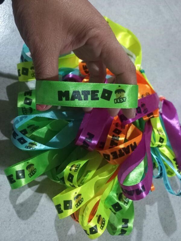 Pulsera con cuenta para ajustar
